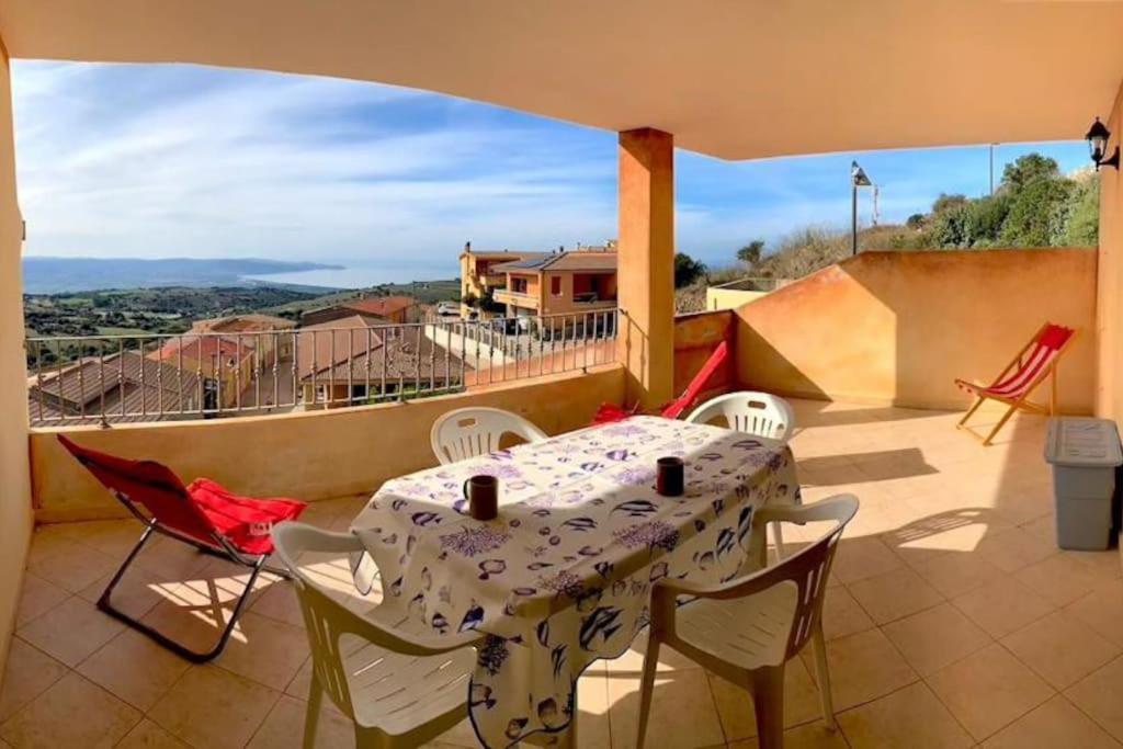 Casa Smeralda - Piscina E Vista Sul Mare! Trinita d'Agultu e Vignola Exterior photo
